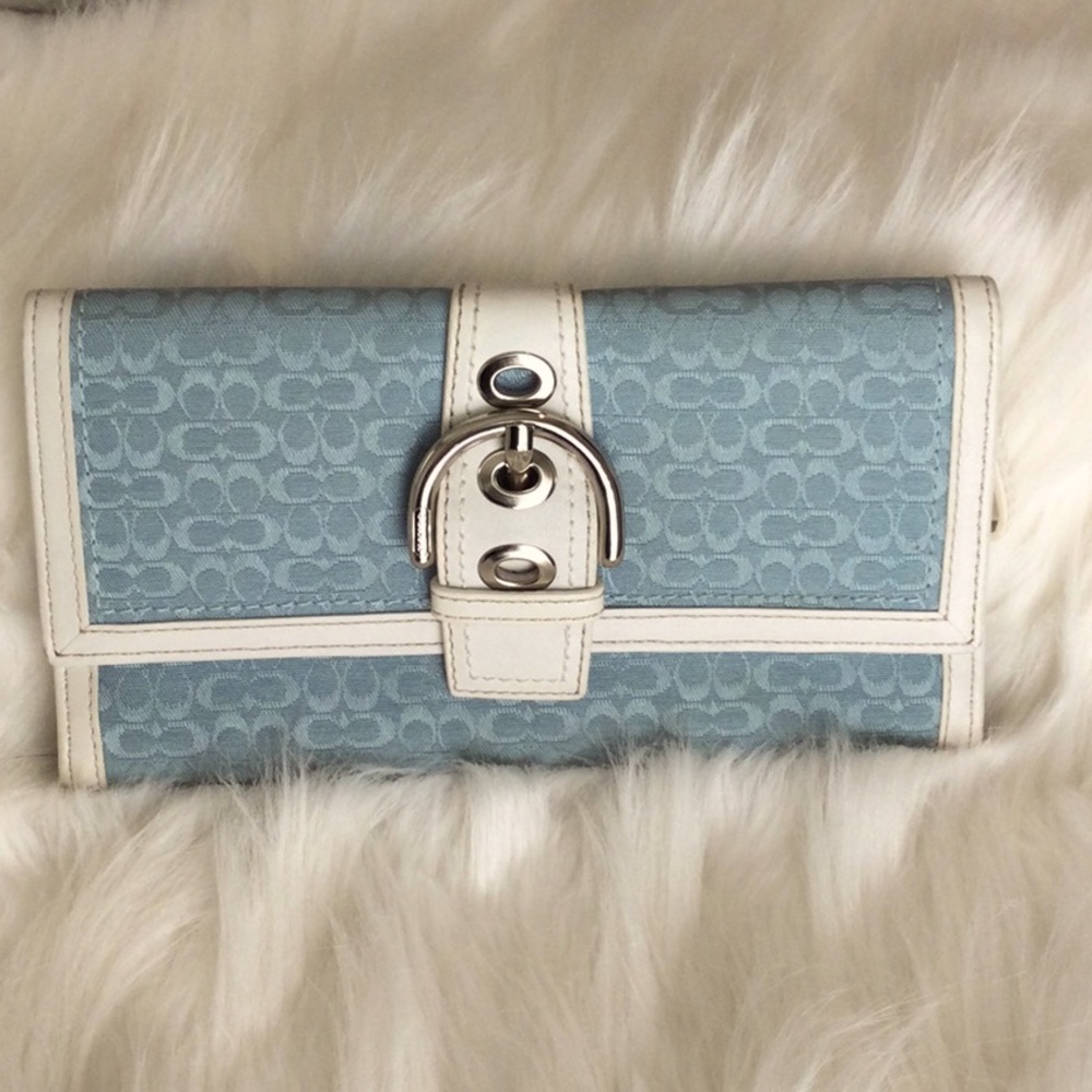 Aqua COACH Wallet
